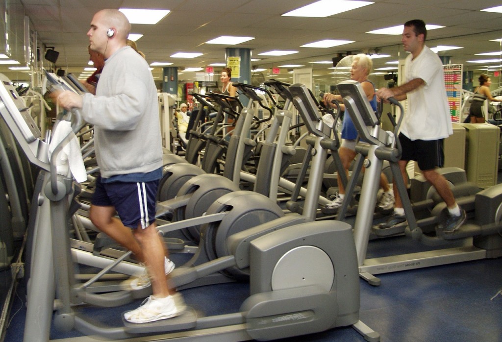 people in gym